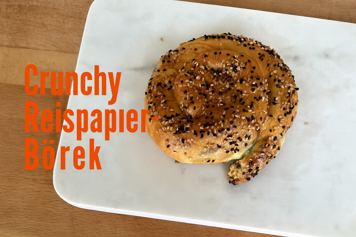Crunchy Reispapier-Börek mit Feta und Spinat