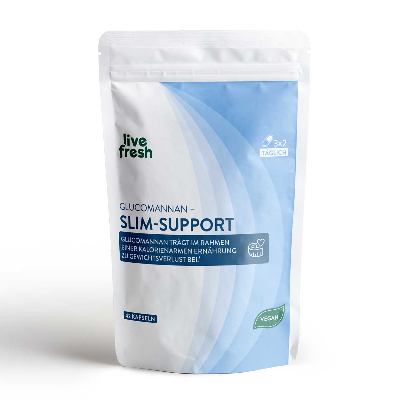 Verpackung von Glucomannan Kapseln zur Unterstützung beim Abnehmen vor hellem Hintergrund. Auf der Packung steht "live fresh", "Glucomannan Slim Support", "Glucomannan trägt im Rahmen einer kalorienarmen Ernährung zu Gewichtsverlust bei", "42 Kapseln", "vegan" und "3x2 täglich".